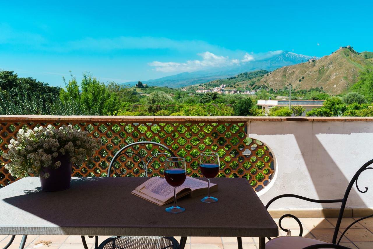 Villa Tina تاورمينا المظهر الخارجي الصورة